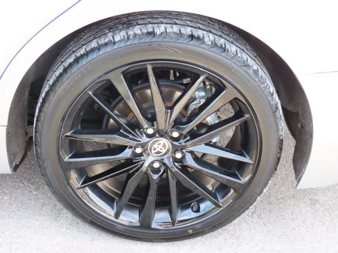 Used 2024 Toyota Camry XSE image 38