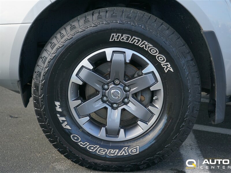 Used 2017 Nissan Frontier PRO-4X AWD/4WD image 9