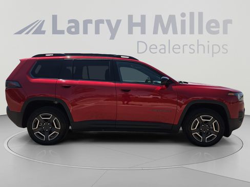 New 2026 Jeep Cherokee Laredo AWD/4WD image 6