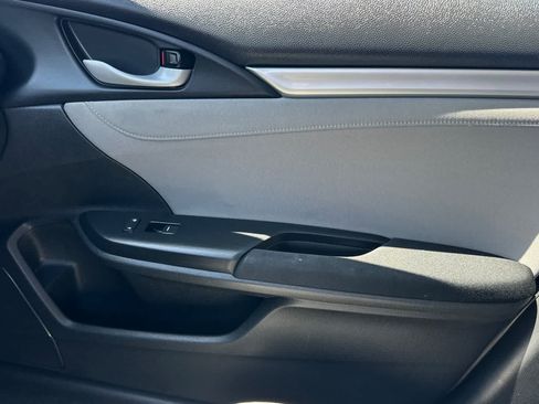 Used 2018 Honda Civic EX image 20