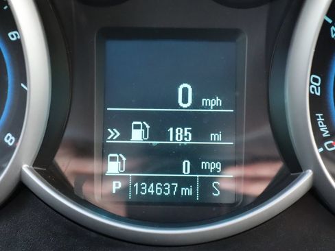 Used 2012 Chevrolet Cruze LS FWD image 42