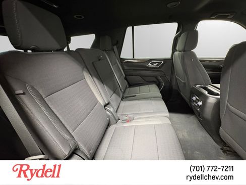 Used 2022 GMC Yukon SLE w/ Gmc Pro Safety Plus Package image 17