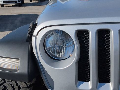 Certified 2023 Jeep Wrangler Sport image 10