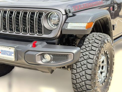 Used 2024 Jeep Wrangler Unlimited Rubicon image 11