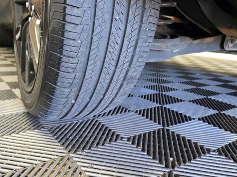 Used 2017 Ford Escape SE w/ SE Sport Appearance Package image 37