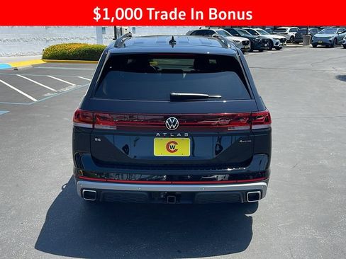 New 2025 Volkswagen Atlas Peak Edition SE AWD/4WD image 8