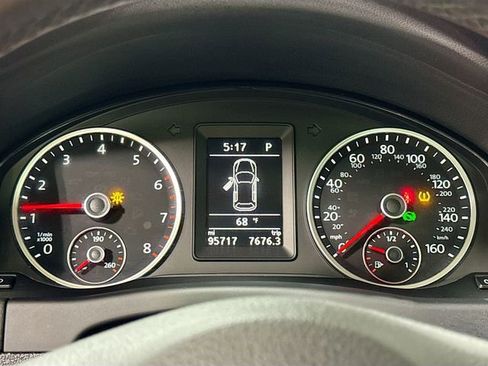 Used 2014 Volkswagen Tiguan SEL image 14