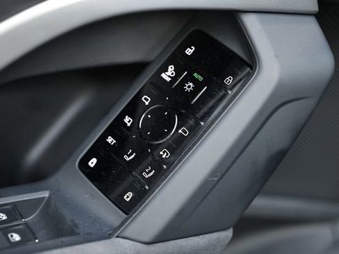 New 2026 Audi SQ5 Premium Plus image 16