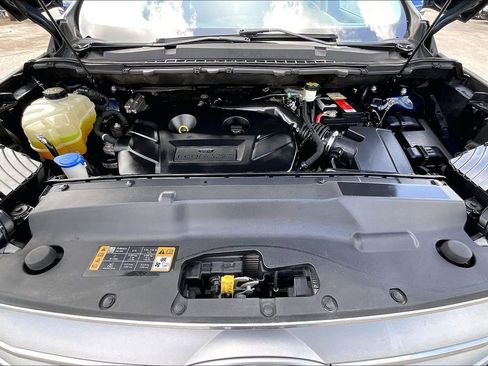 Used 2018 Ford Edge SEL image 31