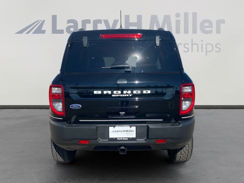 Used 2023 Ford Bronco Sport Badlands image 4