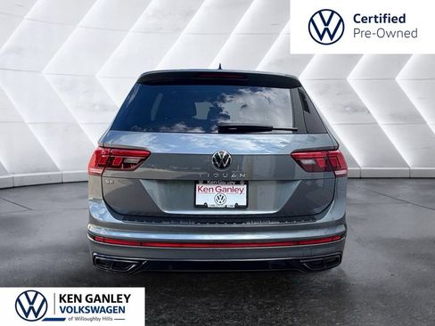 Certified 2023 Volkswagen Tiguan SE R-Line FWD image 3