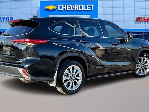 Used 2021 Toyota Highlander Limited image 5