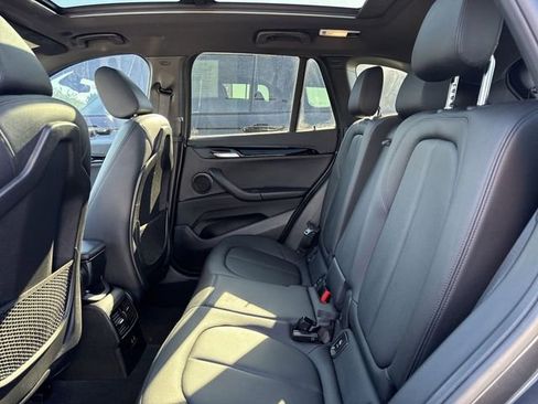 Used 2019 BMW X1 xDrive28i w/ Convenience Package AWD/4WD image 9