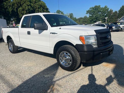 Used 2014 Ford F150 XL w/ Power Equipment Group RWD image 9