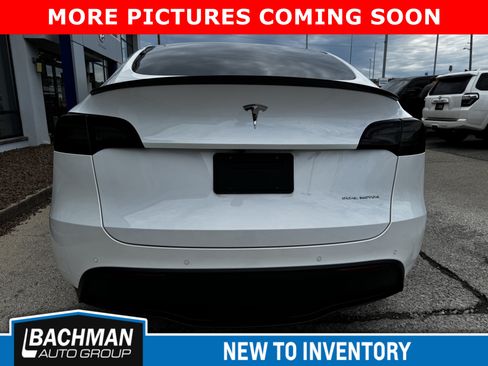 Used 2021 Tesla Model Y Long Range AWD/4WD image 3