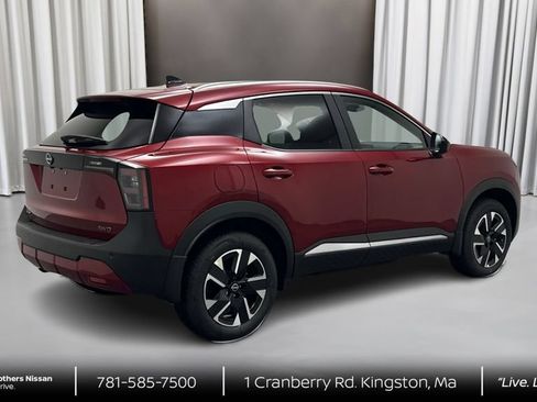 New 2026 Nissan Kicks SV w/ SV Premium Package AWD/4WD image 5