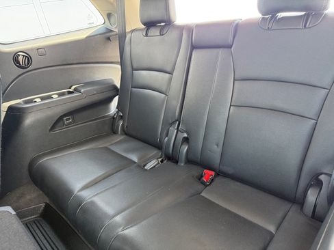 Used 2017 Honda Pilot Touring image 20