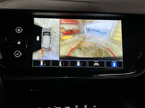 Used 2023 Buick Envision Avenir image 22