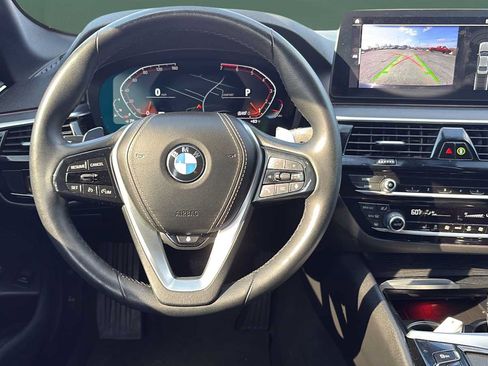 Used 2023 BMW 530i xDrive w/ Premium Package AWD/4WD image 19