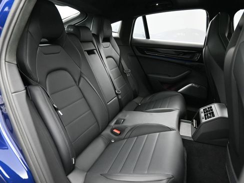 New 2026 Porsche Panamera Turbo S image 28