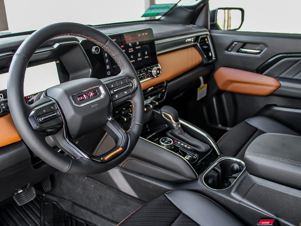 New 2026 GMC Canyon AT4 w/ AT4 Premium Package AWD/4WD image 14