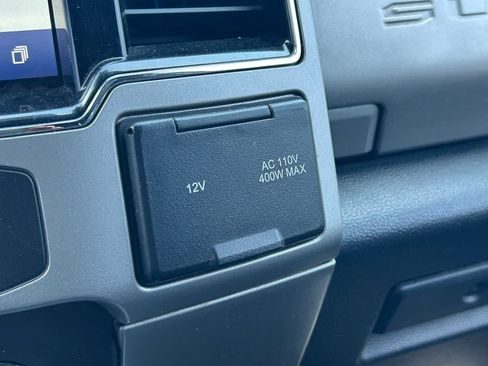 Used 2022 Ford F250 Lariat w/ Lariat Value Package AWD/4WD image 31