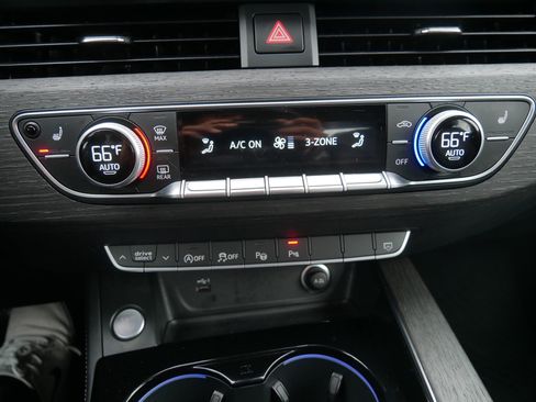 Used 2022 Audi A4 2.0T Prestige w/ Prestige Package image 30