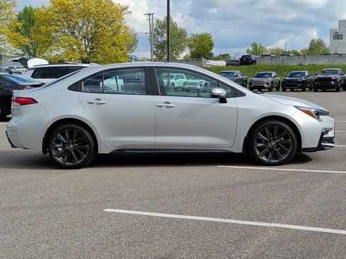 Certified 2025 Toyota Corolla SE FWD image 10