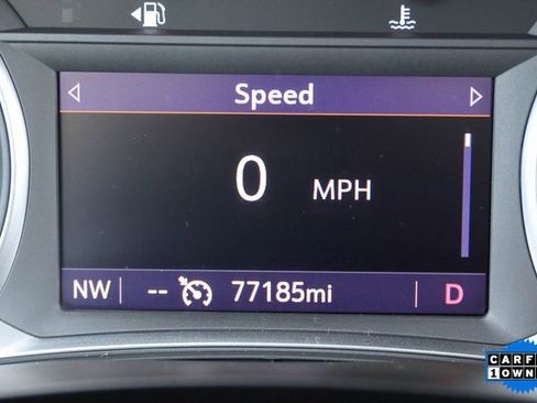 Used 2022 Chevrolet Traverse LT image 32