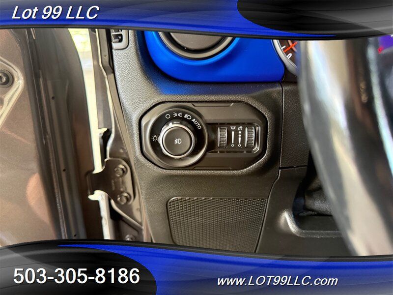Used 2020 Jeep Wrangler Unlimited Sport S AWD/4WD image 36