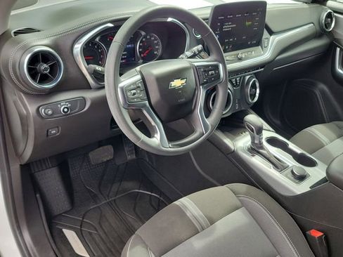Certified 2023 Chevrolet Blazer LT w/ Convenience Package image 16