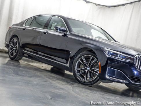 Used 2020 BMW 750i xDrive AWD/4WD image 4