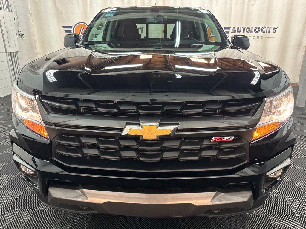Used 2022 Chevrolet Colorado LT w/ LT Convenience Package AWD/4WD image 3