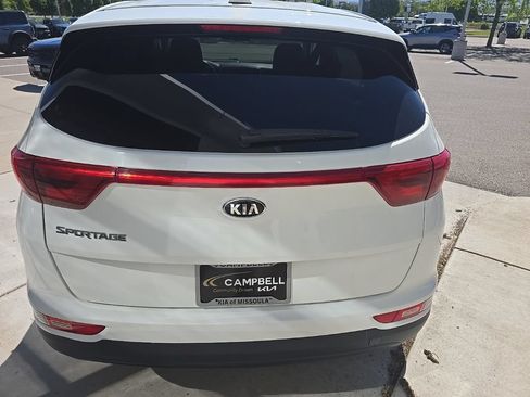 Used 2017 Kia Sportage LX AWD/4WD image 5
