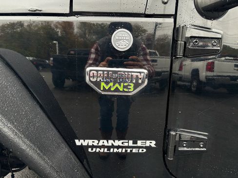 Used 2012 Jeep Wrangler Unlimited Rubicon image 13