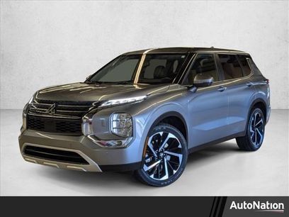 Used 2024 Mitsubishi Outlander SE