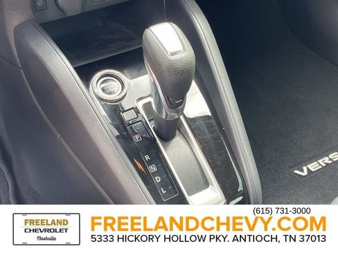 Used 2023 Nissan Versa SR w/ Trunk Package image 33