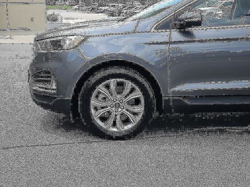 Used 2023 Ford Edge Titanium w/ Cargo Accessory Package AWD/4WD image 6