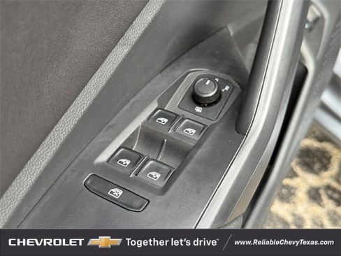 Used 2019 Volkswagen Jetta SE image 29