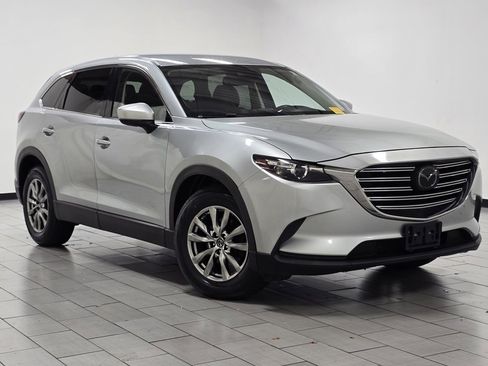 Used 2018 MAZDA CX-9 Touring image 2