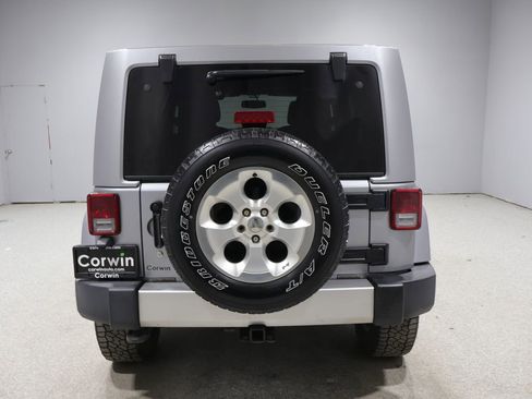 Used 2015 Jeep Wrangler Unlimited Sahara w/ Trailer Tow Group AWD/4WD image 3