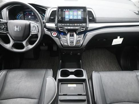 Used 2023 Honda Odyssey Elite image 23