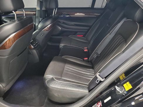 Used 2017 Genesis G90 3.3T Premium image 12