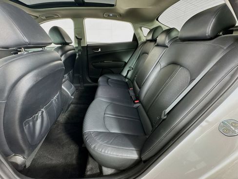 Used 2020 Kia Optima SE FWD image 18
