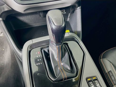 Used 2024 Subaru Crosstrek 2.5i Limited image 17