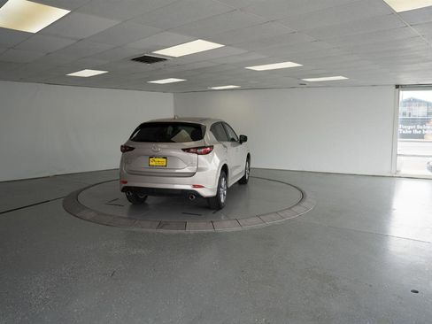 Used 2025 MAZDA CX-5 AWD 2.5 S w/ Preferred Package image 7