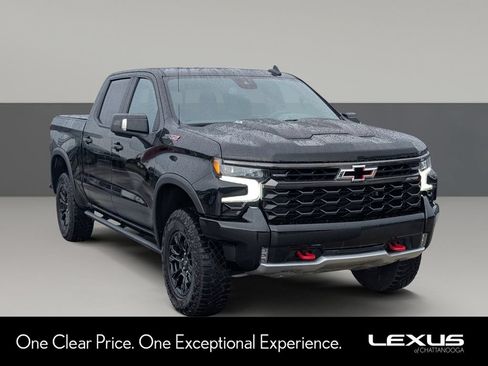 Used 2023 Chevrolet Silverado 1500 ZR2 AWD/4WD image 1