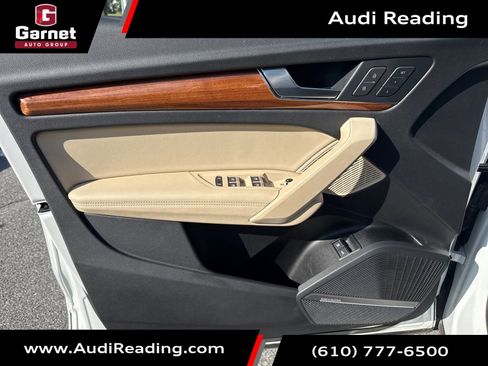 Used 2021 Audi Q5 e Prestige w/ Prestige Package image 10