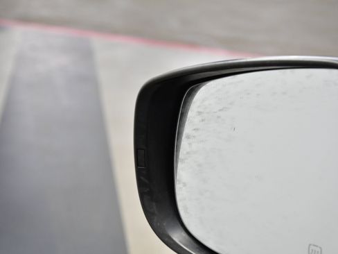 Used 2019 Subaru Forester Premium w/ All-Weather Package image 24