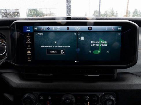 Used 2024 Jeep Gladiator Sport AWD/4WD image 13